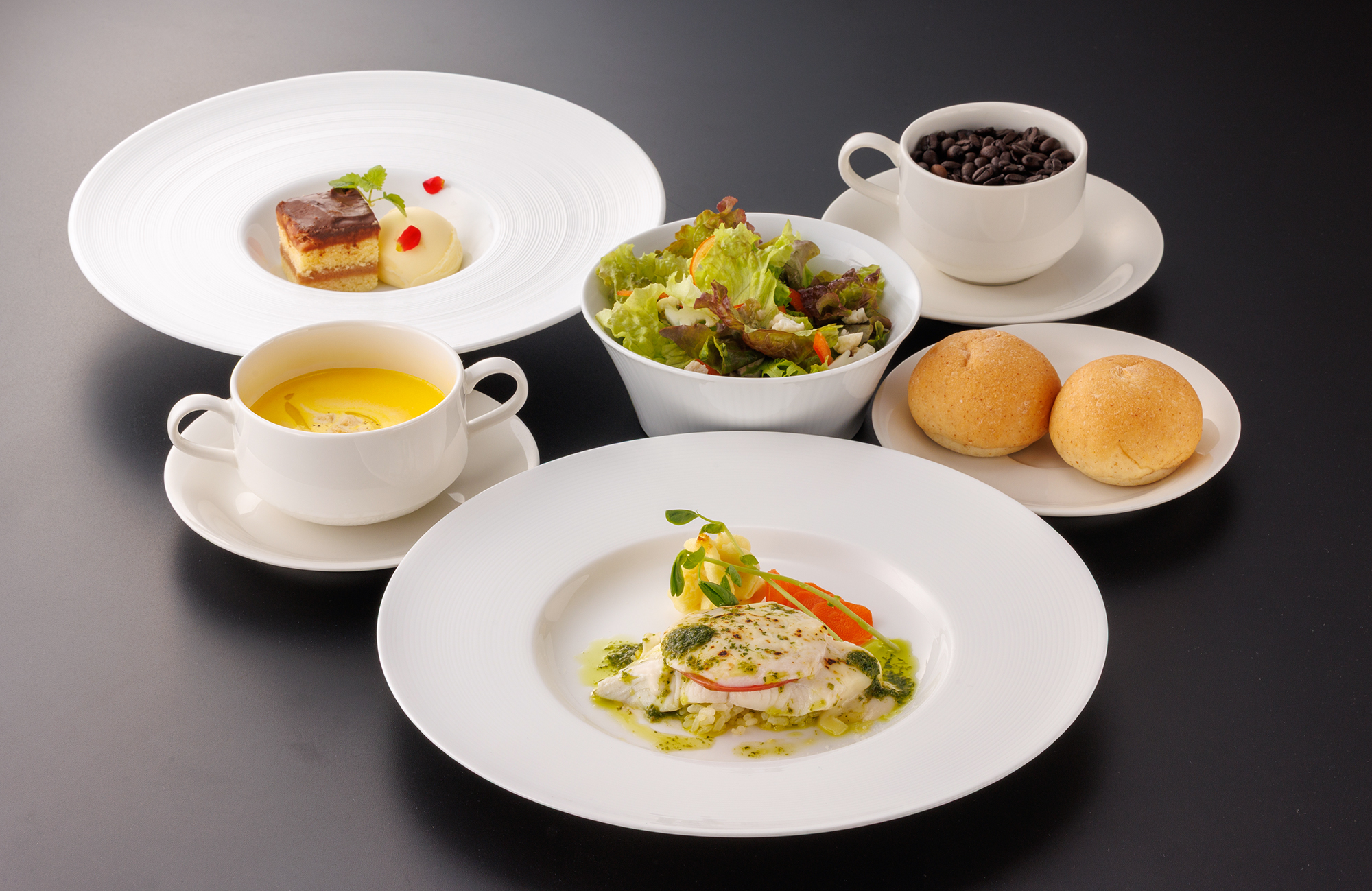 アトリウムランチ〈12月〉